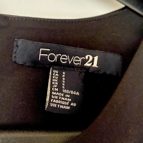 Forever 21 black with faux leather - good used condition - Picture 2 of 2